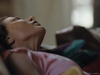Rulership Syre forth an increment of Ariel X -  Lesbian anal fucking forth strap-on